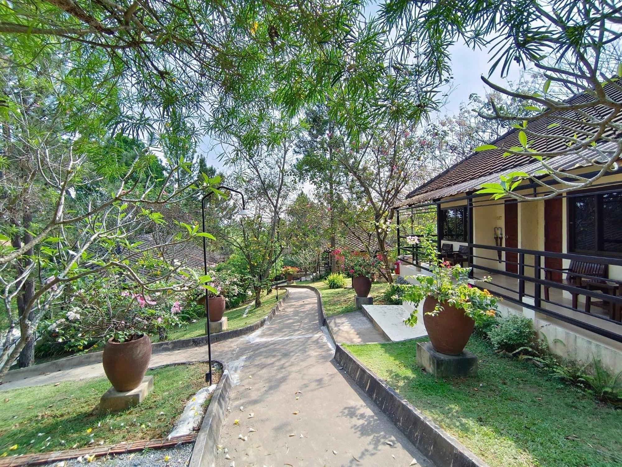 Villa Khao Phaengma Wang Nam Khiao Exteriör bild